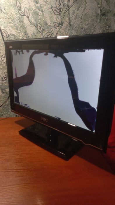 продам телевізор HPC