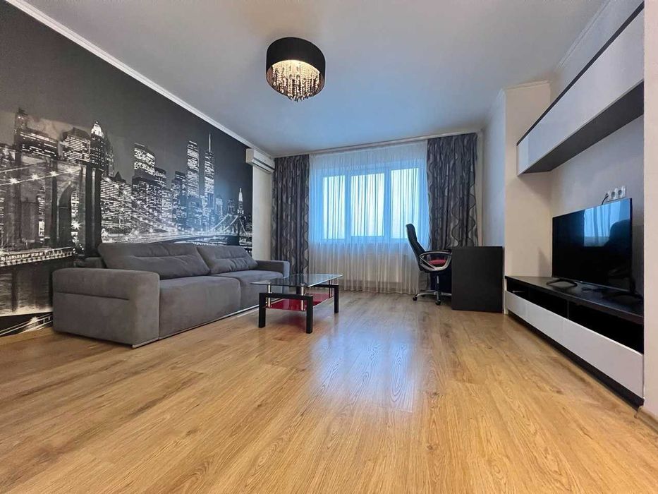 Без комісії. Сучасна 2 к. Монолітний будинок. метро Позняки 2 хв поруч