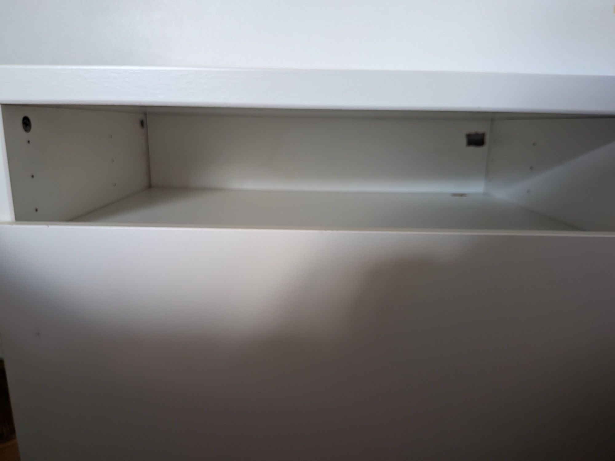 Móvel de TV IKEA BESTÅ, cor branca, 120x40x40
