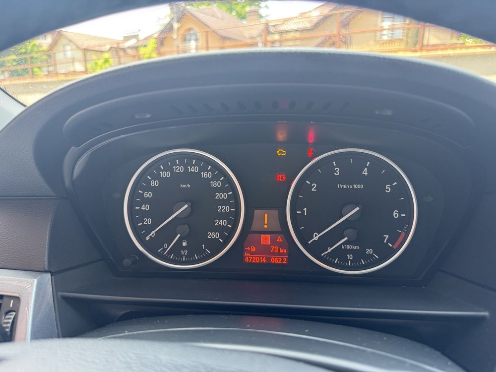 BMW E60 523i 2.5 бензин ( 190 к.с. )