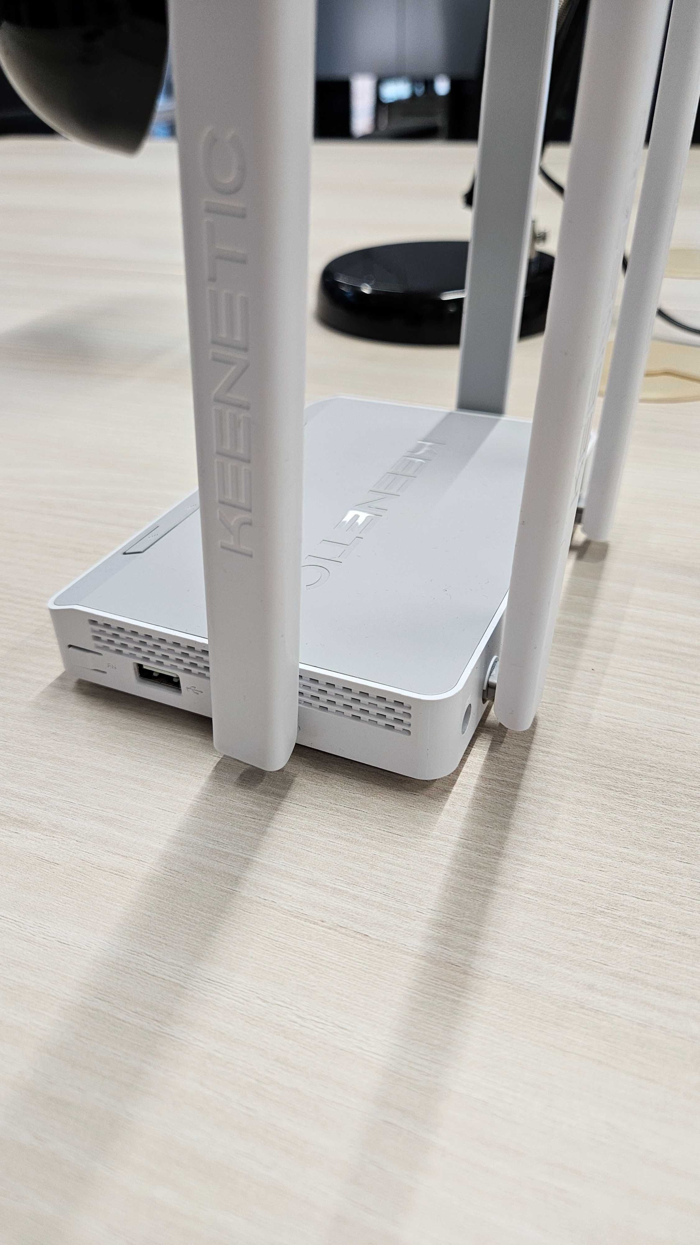 Router Keenetic DUO KN-2110