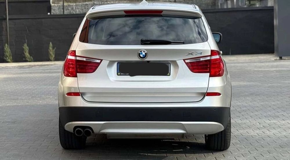 Продам бмв х3. 2 бензин.