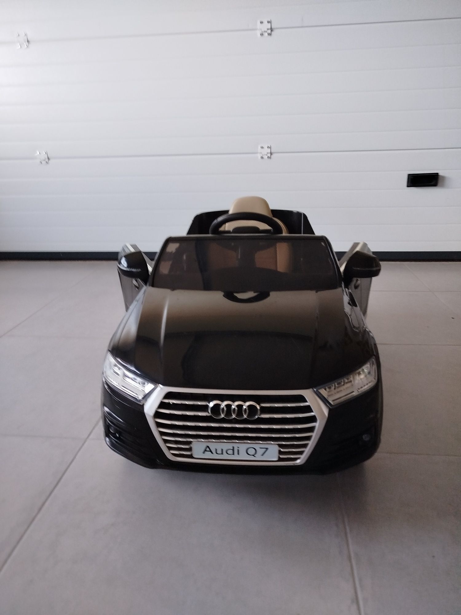 Carro a bateria criança  Audi Q7