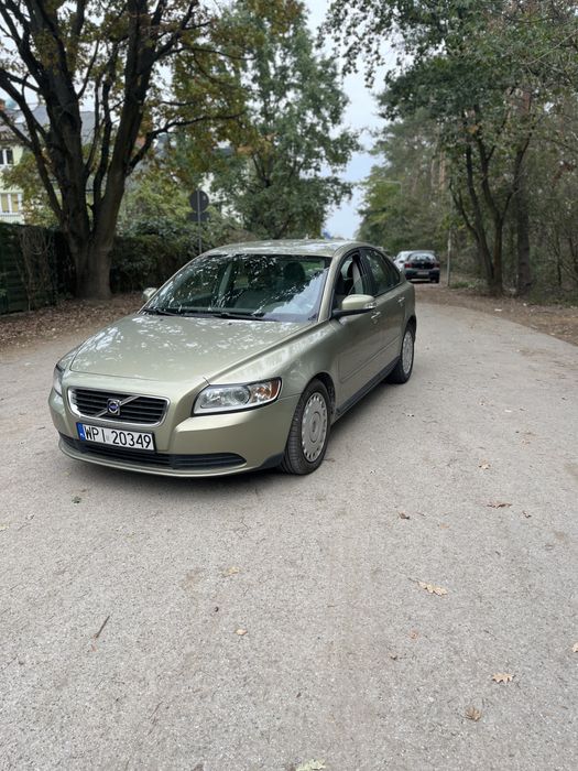 Sprzedam Volvo V40 2.0 Diesel, 6-biegów, w dobrym stanie