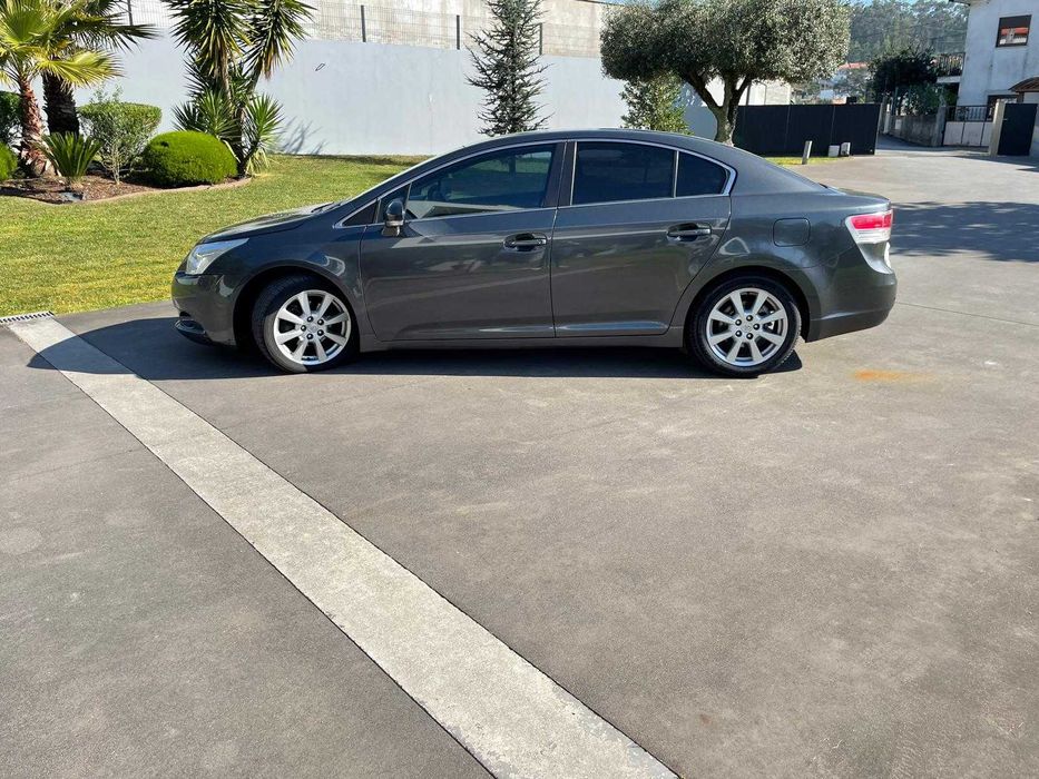Toyota Avensis 2009