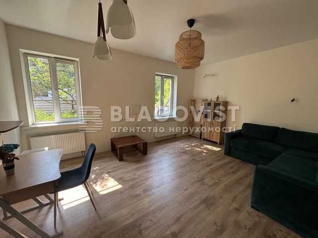 Продаж будинку вул.Гвардійська поруч Деміївка, просп.Лобановського