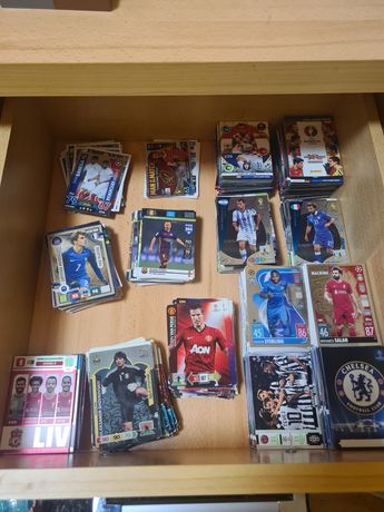 Karty piłkarskie panini i topps ponad tysiąc sztuk +albumy