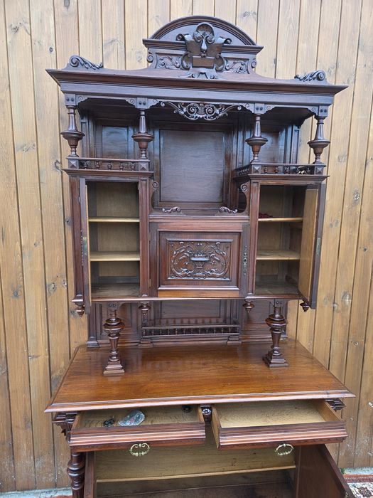 Orzechowy kredens eklektyczny rzeczy #2107 Stylowy Węgrów