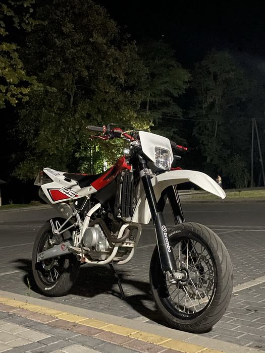 Husqvarna SMR 125 OPIS *Niski przebieg*