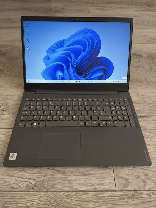 Laptop Lenovo V15-IIL Intel Core i5 10gen 256GB SSD 12GB RAM Win 11