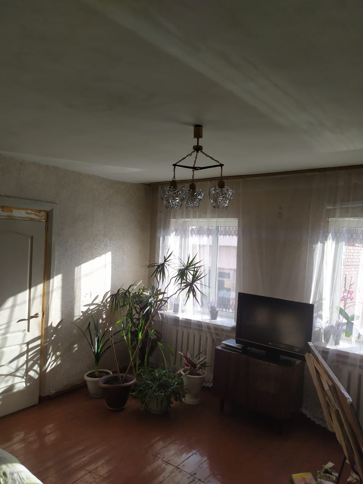 Продам добротный дом в Артёмовке