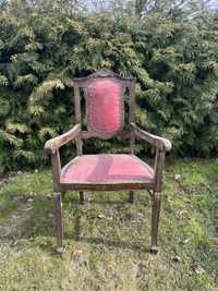 Zabytkowy fotel krzesło