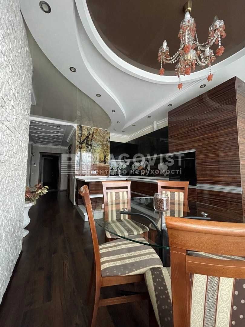 Продаж 3-кім квартири на вул Бориса Гмирі, 17