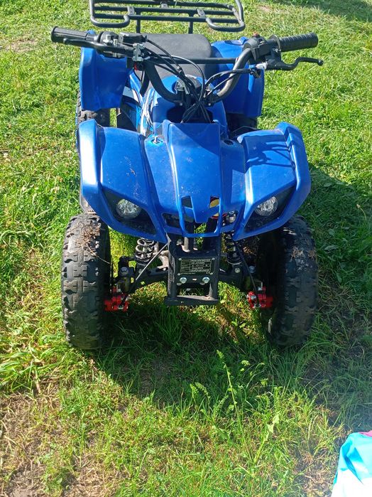 Sprzedam qad 50 cena 1600do negocjacji