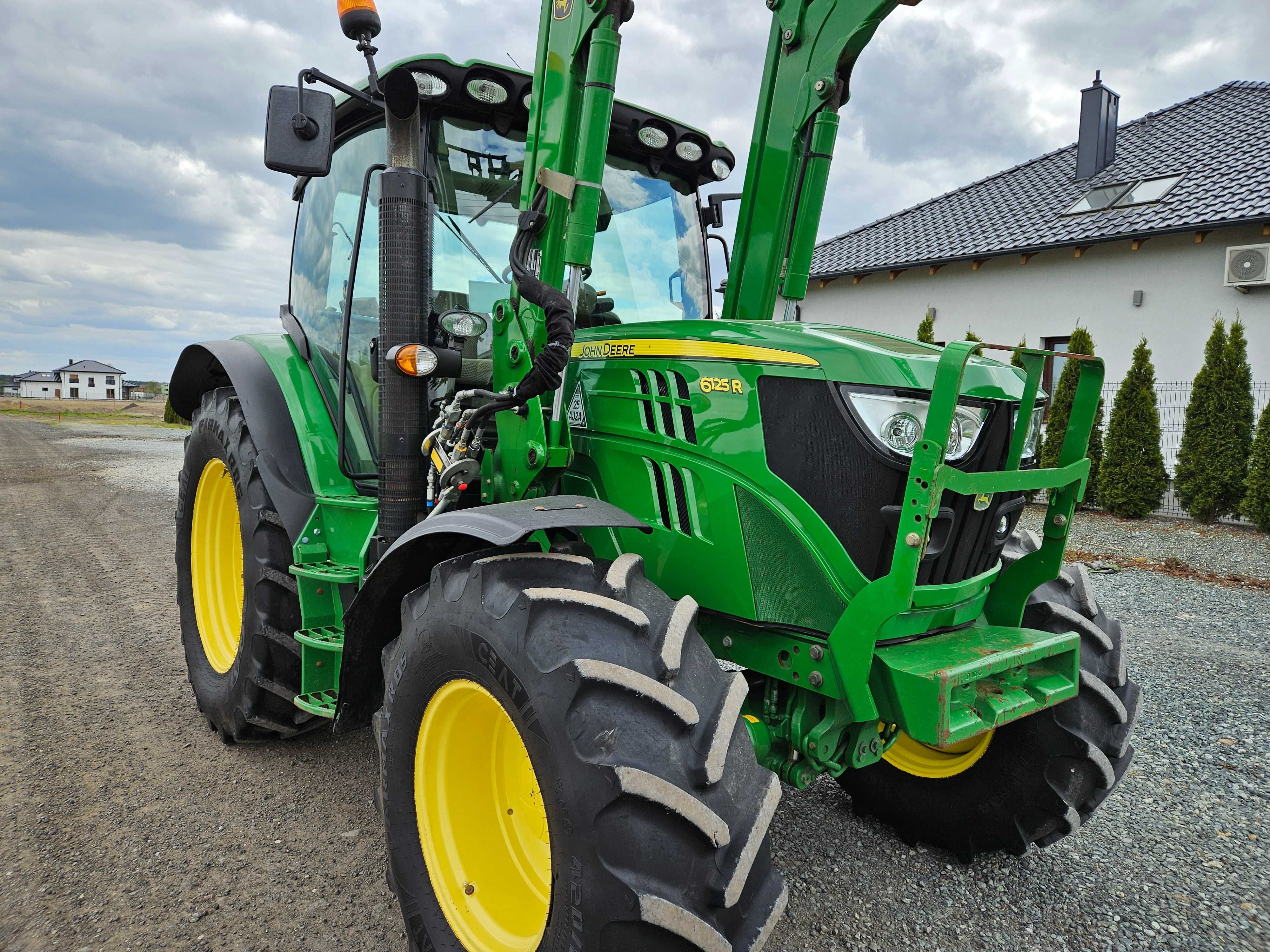 John Deere 6125R z ładowaczem czołowym H310. OryginalnyStan Bez AdBlue