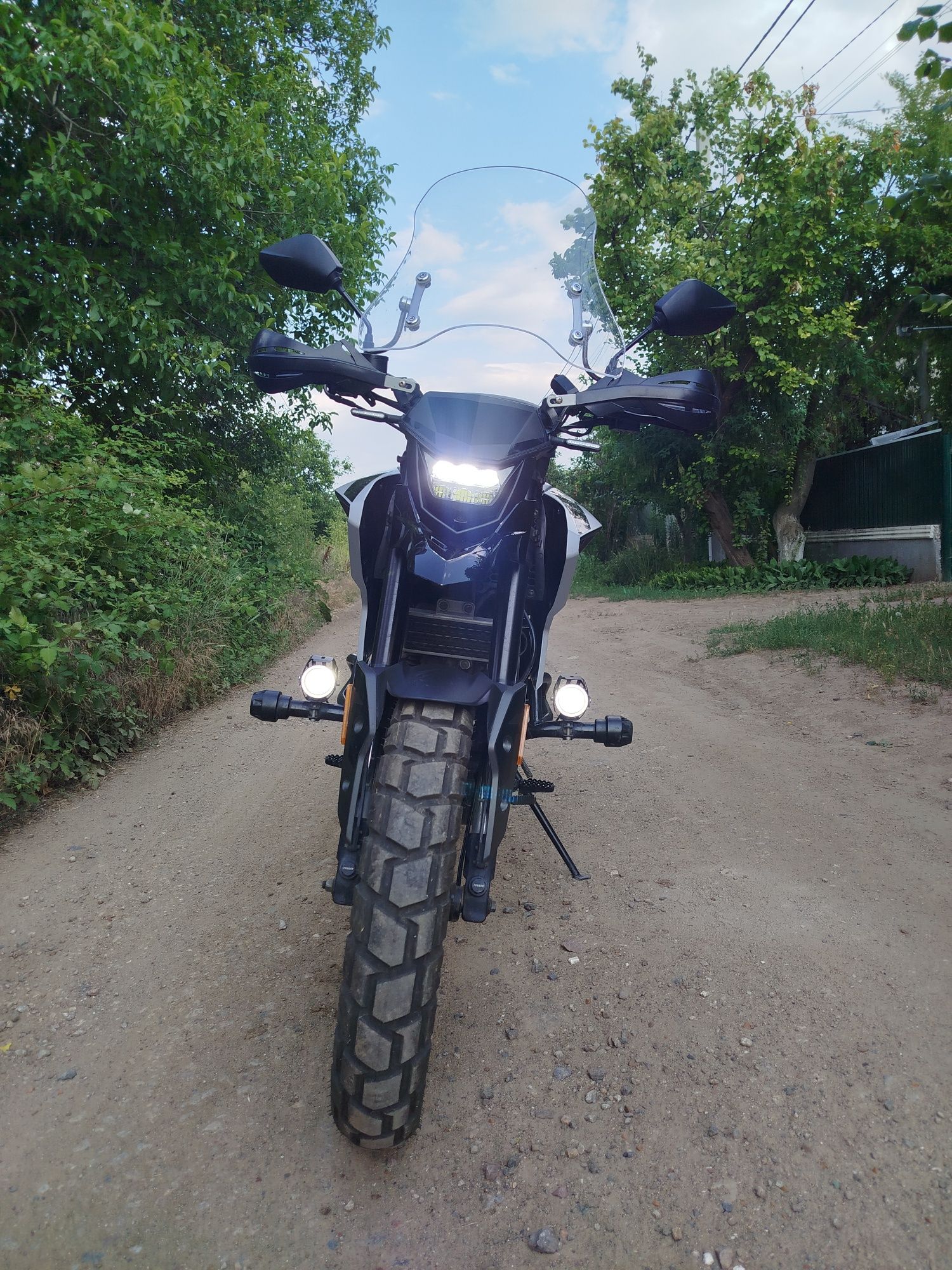 Продам мотоцикл Теккен 250 .