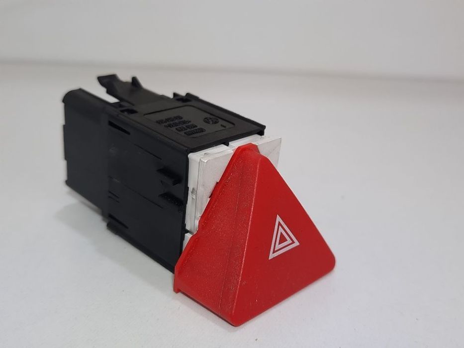 WLACZNIK PRZELACZNIK PRZYCISK SWIATEL AWARYJNYCH VW TOURAN I SLASK WYSYLKA VAT