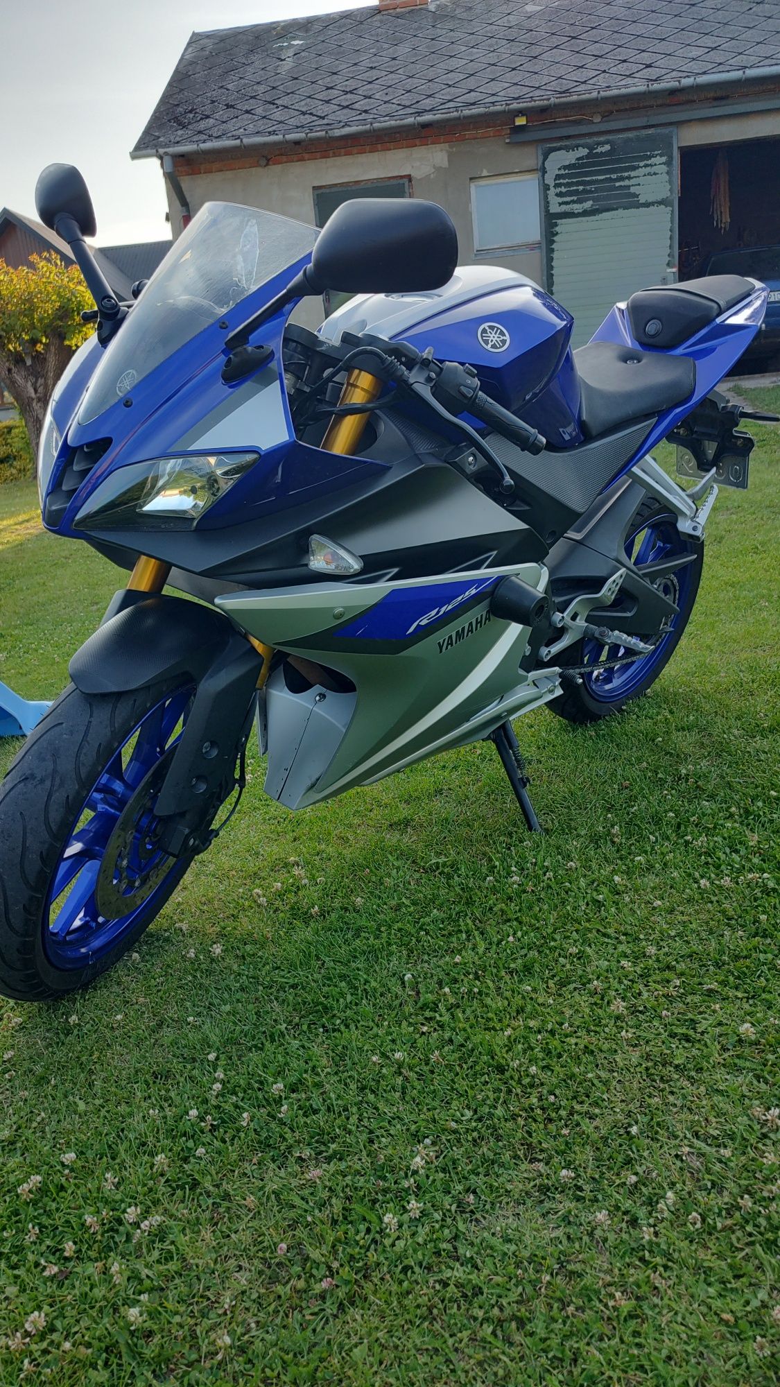Sprzedam Yamaha YZF R125