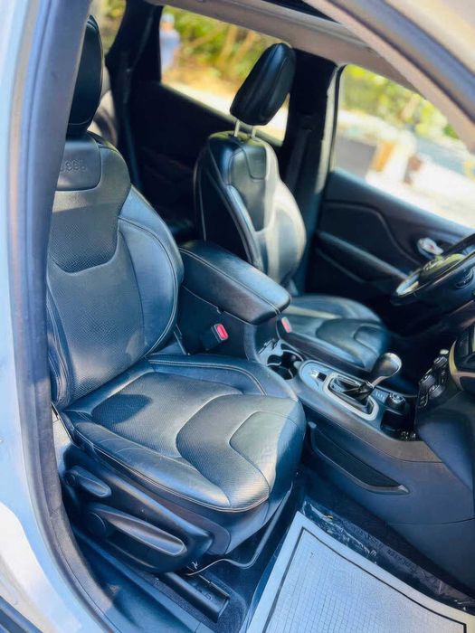 Jeep Cherokee Limited      2016