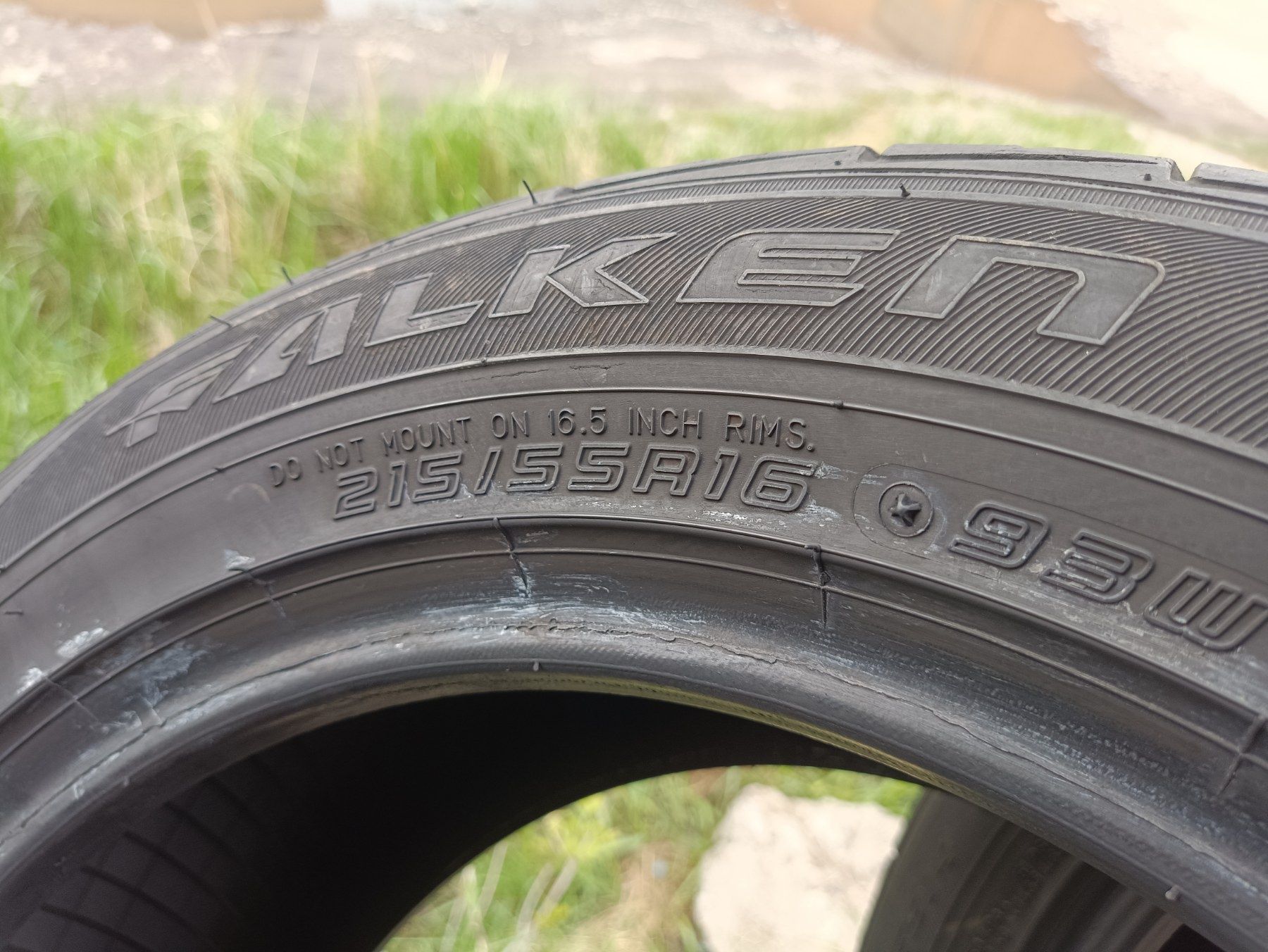 Літні шини Falken 215/55 R16 резина Р16