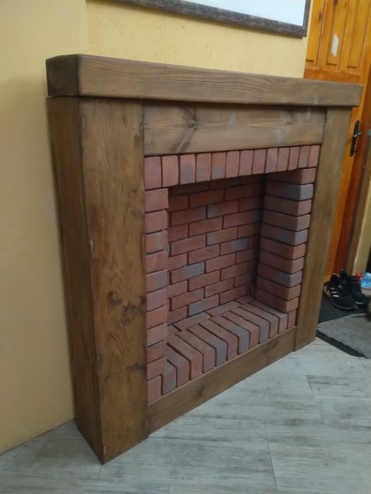 Декоративний камін