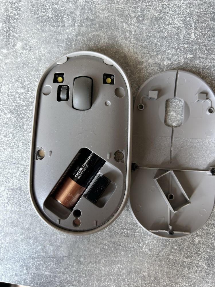 Мишка Logitech Pebble M350