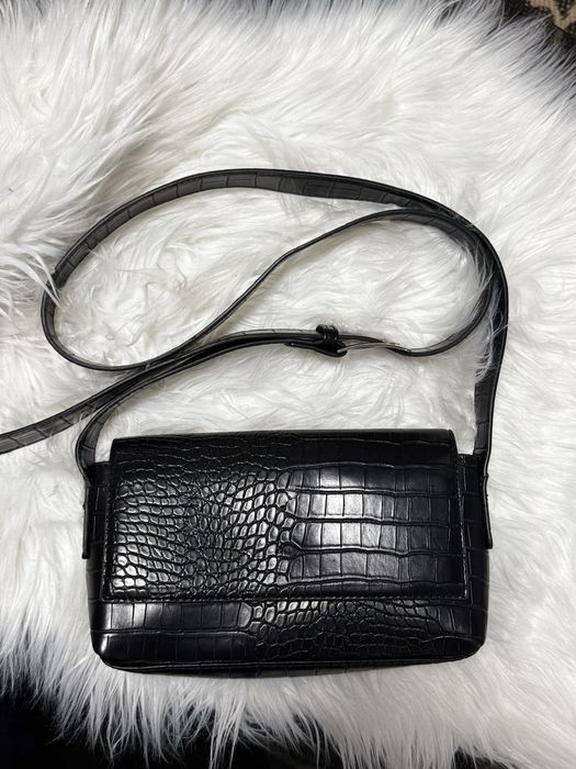 Продам чорну сумочку