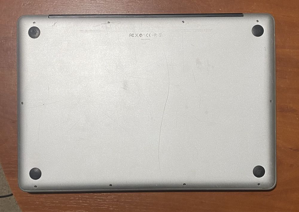 Ноутбук MacBook A1286 15"/4GB Ram/320GB HDD! N1890