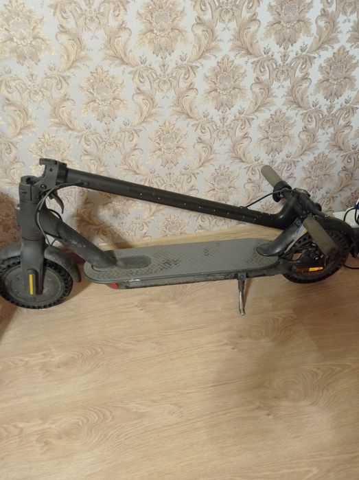 Електросамокат Xiaomi