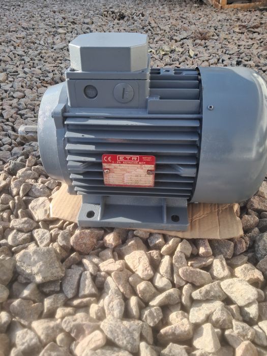 Ел.двигун 2,2квт.950об 220/380в.
