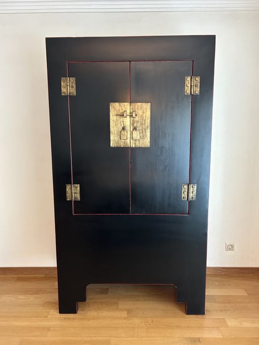Armario Oriental Ming Chinês lacado Preto