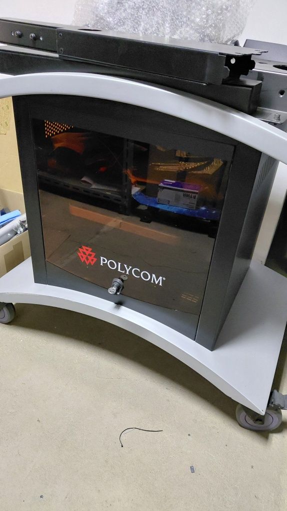 HDX 7000 system wideokonferencji cały zestaw