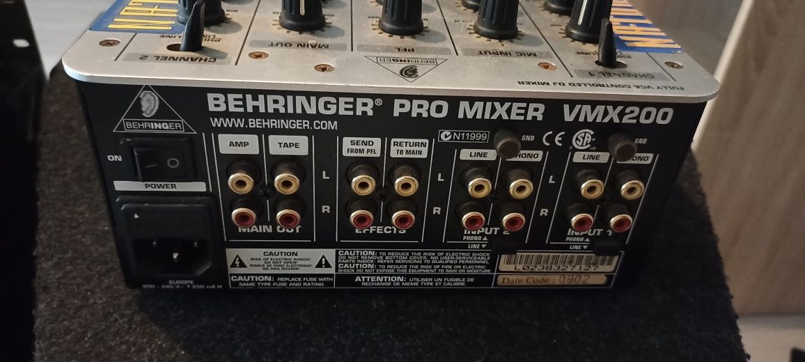 Kolumny elestra 12 cali, końcówka Elmuz,mixer Behringer, bas aktywny15