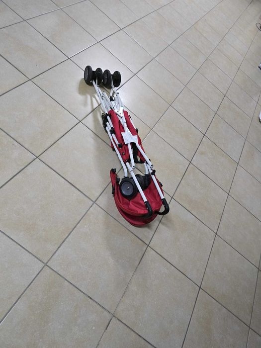 Carro de Bebe bengala Vermelho como novo