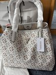 Torebka shopperka Guess 2w1 Vikky tote II nowa z metką