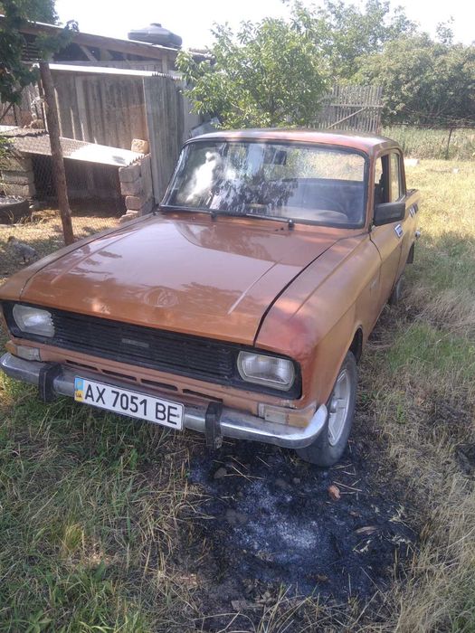 Продам москвич.На полном ходу, не гнилой.