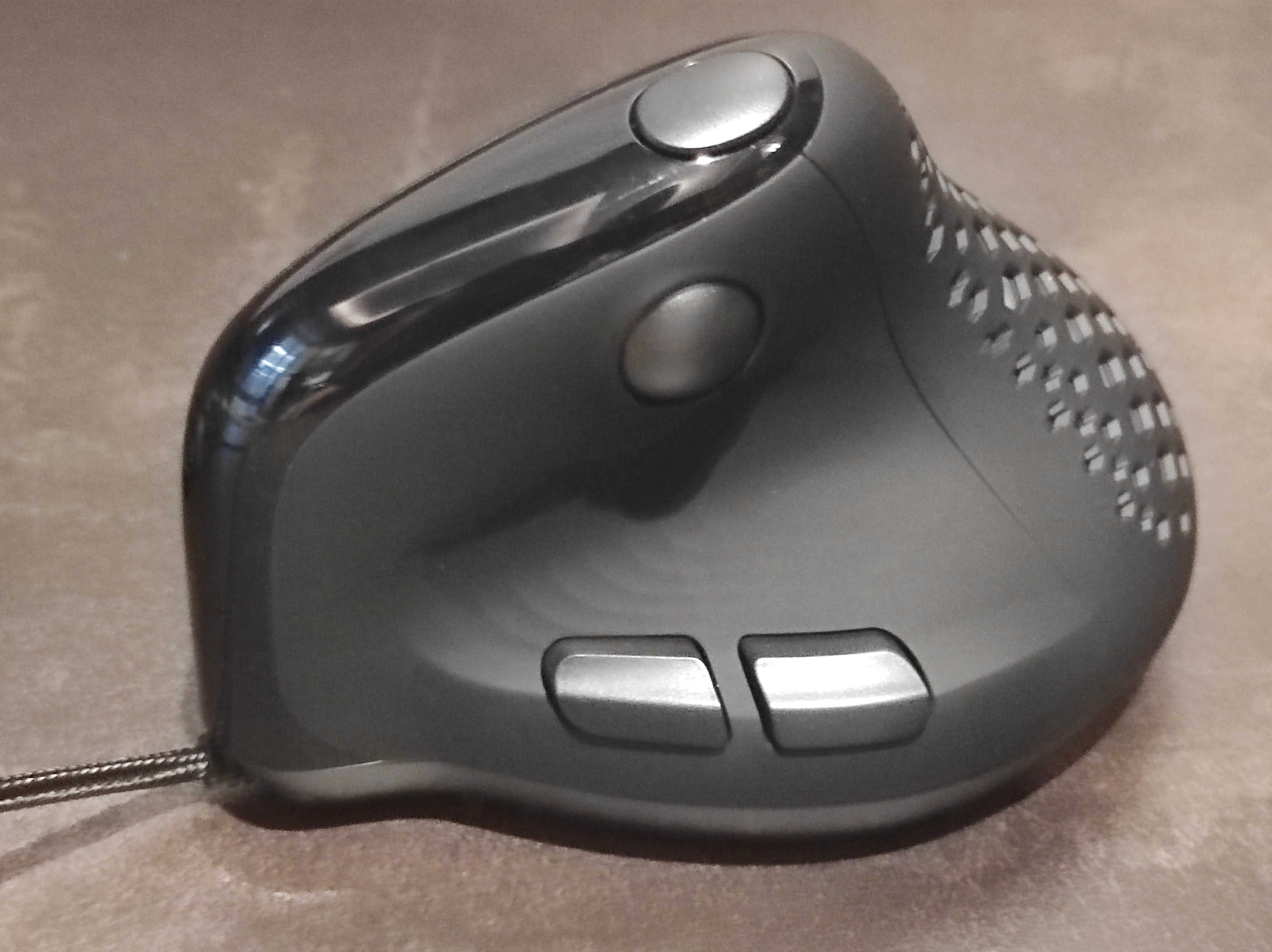 Delux M618 XSU ergonomiczna myszka przewodowa RGB kolor czarny - nowa