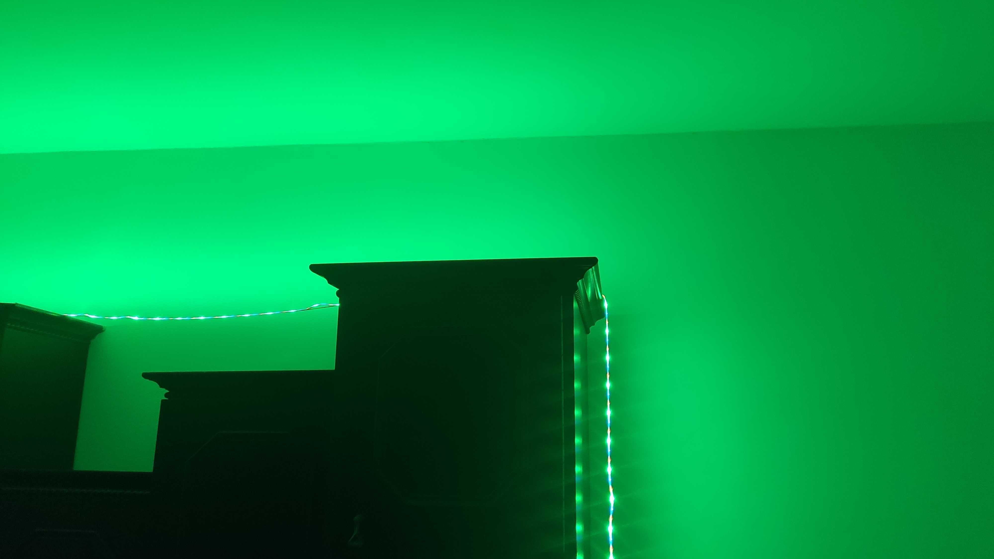 Taśma LED RGB z pilotem Lethe 5m (270 diod)