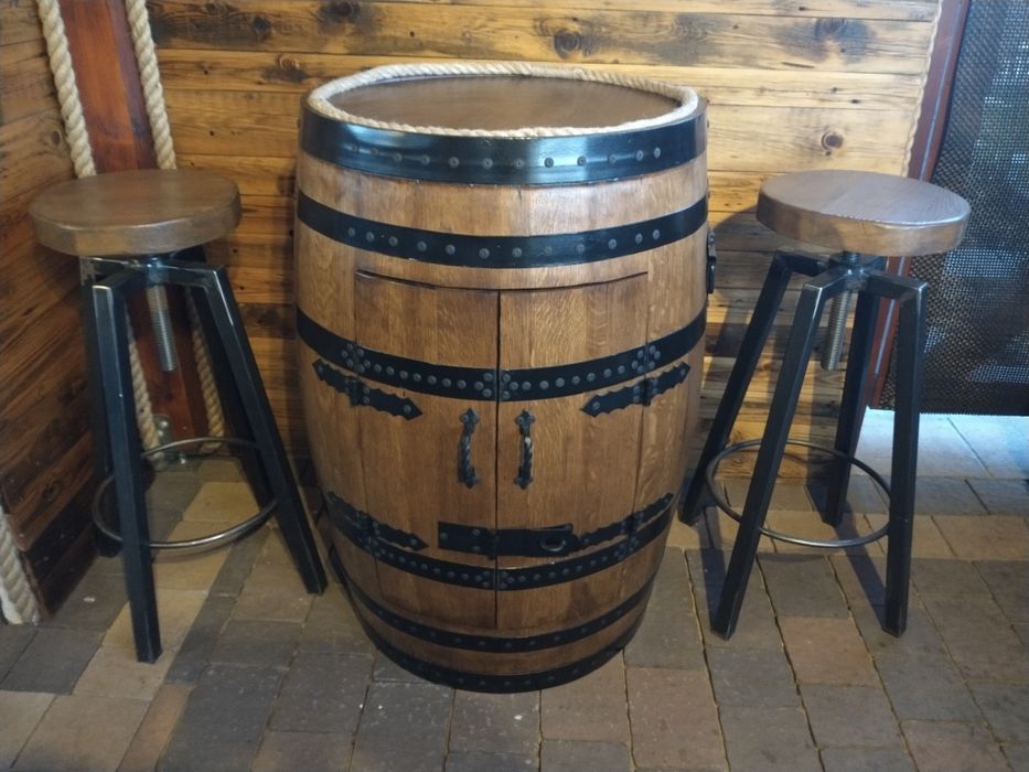 Barek z beczki dębowej po whisky