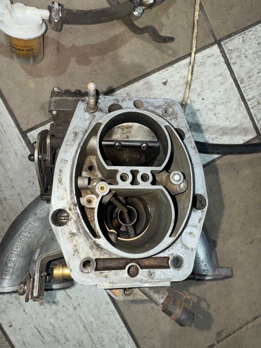 ВАЗ 21213 генератор, карбюратор, трамбльор, паливний насос