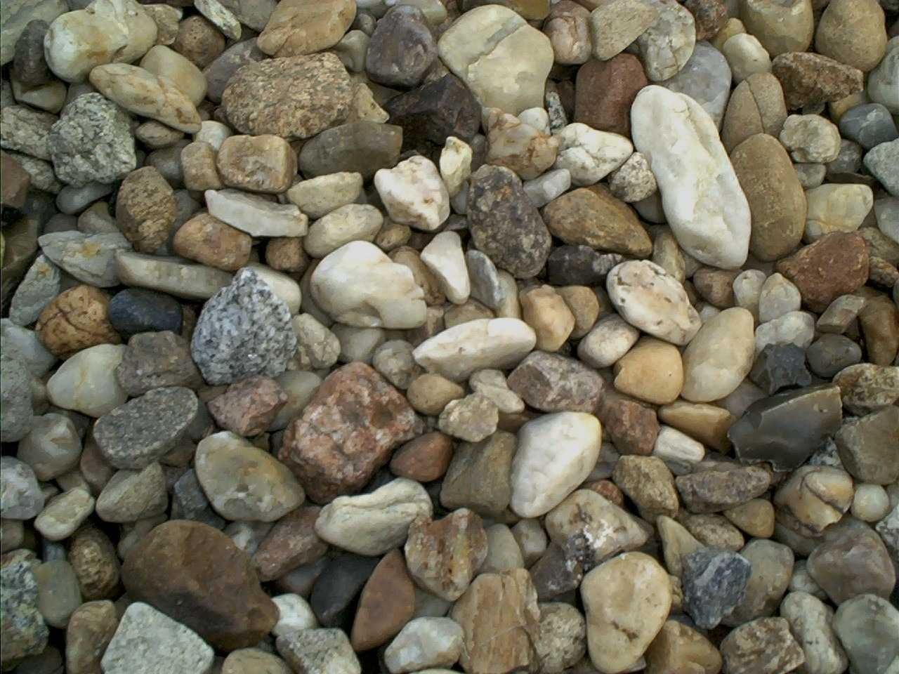 ziemia humus grys granitowy kliniec tłuczeń piasek podsypka mączka gra