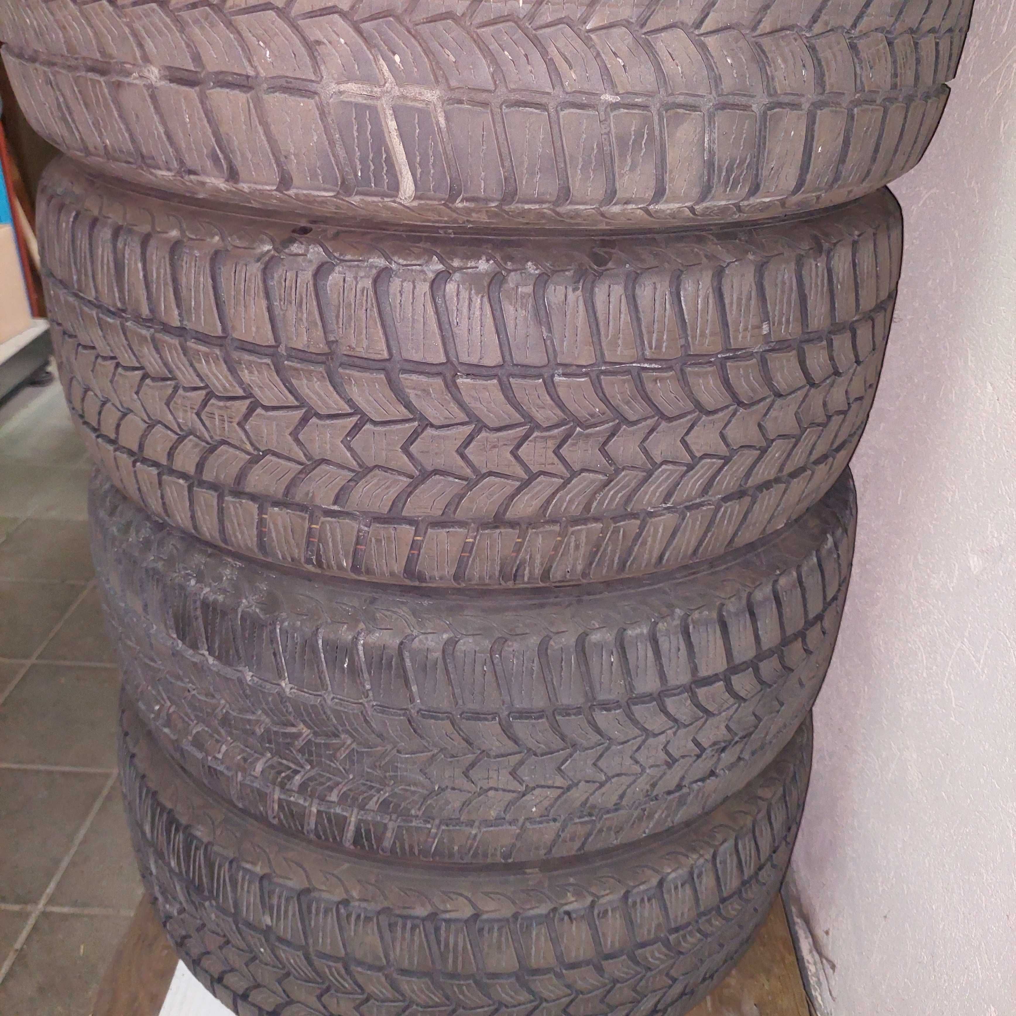 Opony zimowe FRIGO 205/55 R16