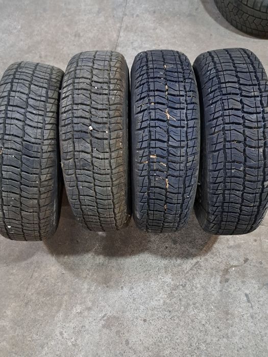 Скаты Капинан 175/70/13 с дисками 4/98 .