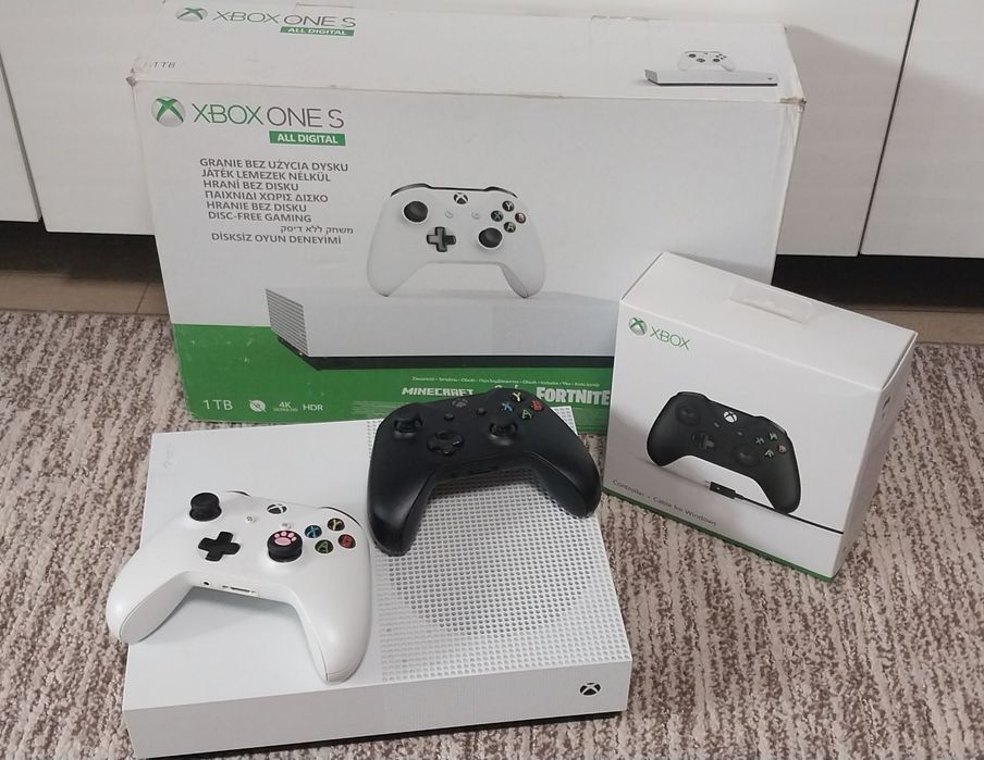 Ігрова приставка Xbox One S