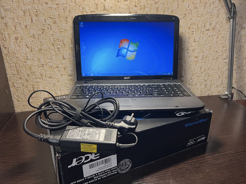 Ноутбук Acer Aspire 5738Z - для учнів та школярів