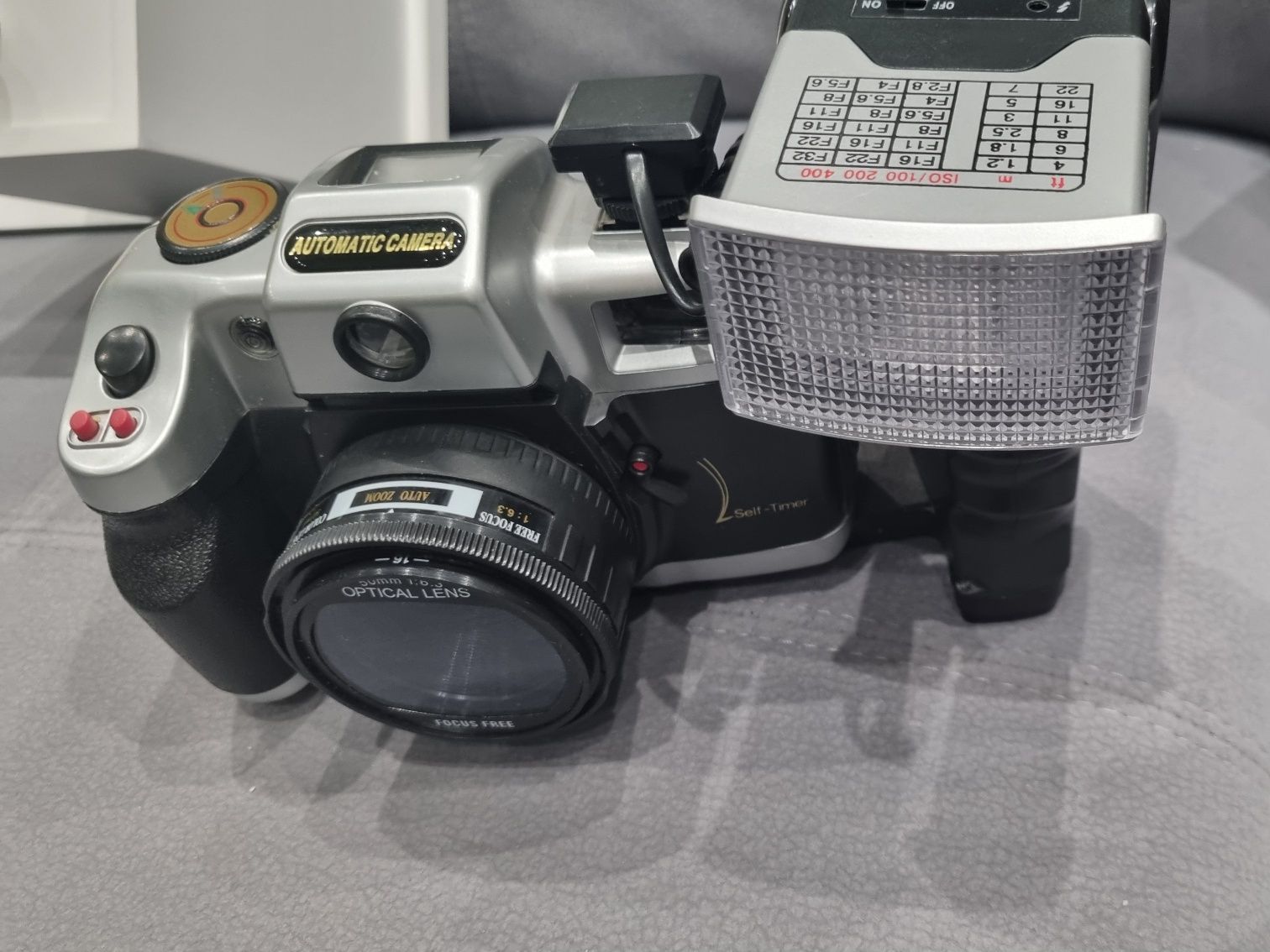Aparat analogowy Automatic Camera Focus free