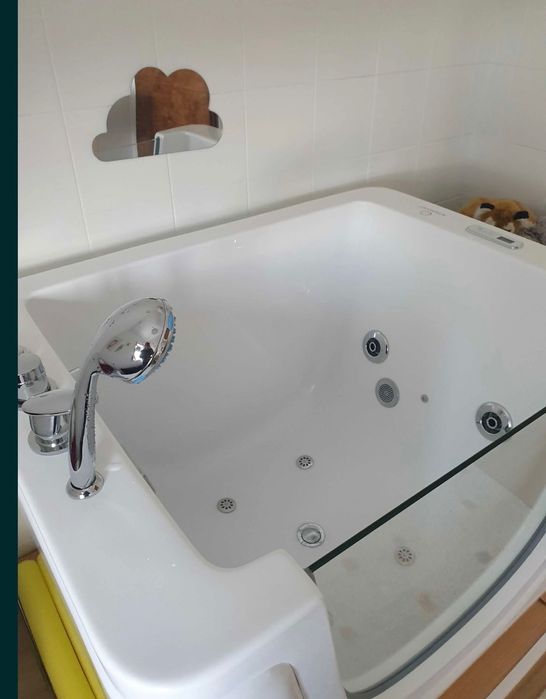 Banheira hidromassagem bebes