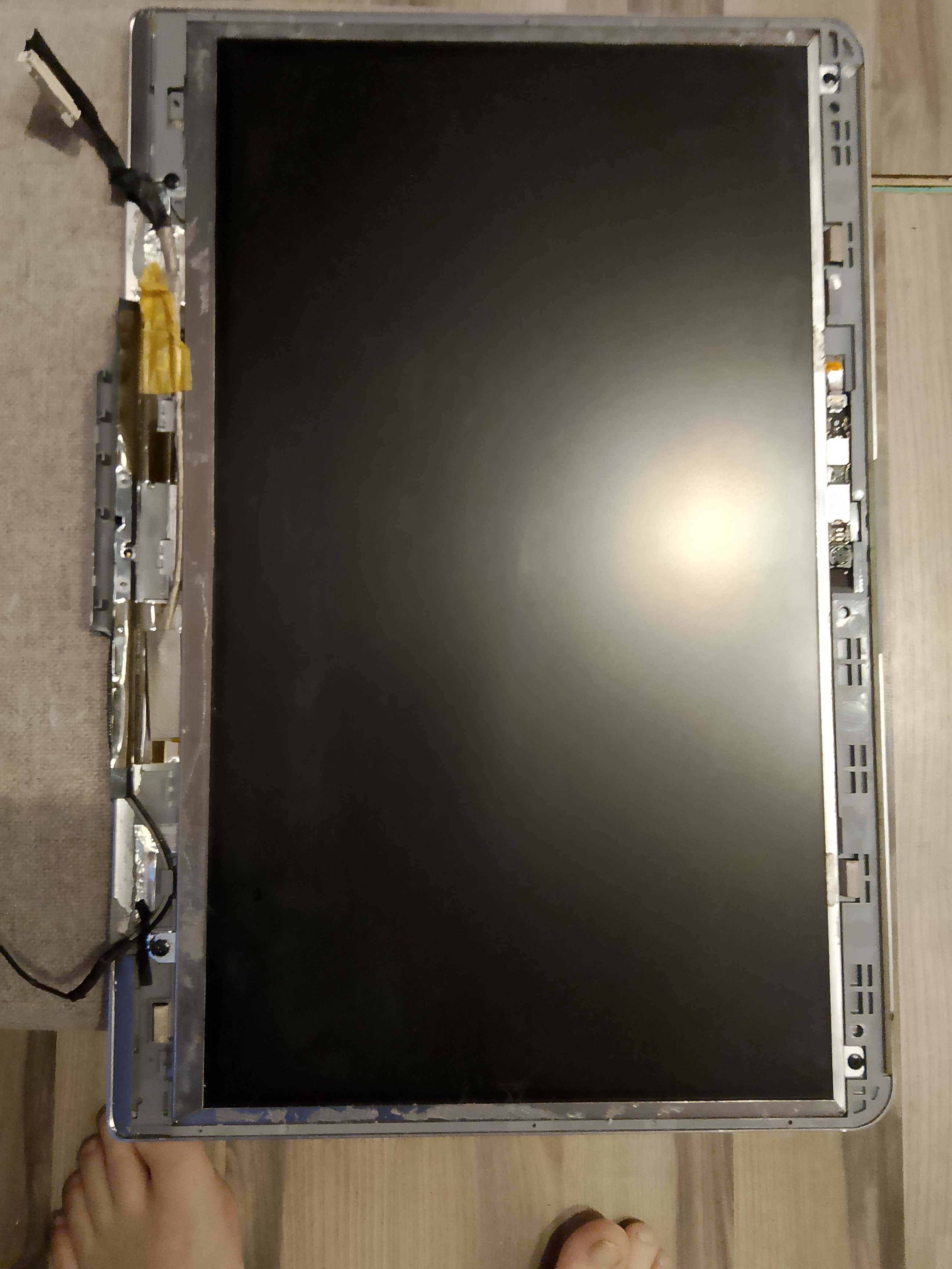 Samsung NP535U3c Matryca