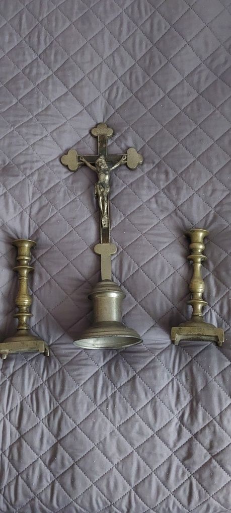 Bardzo stara i ciężko pasyjka