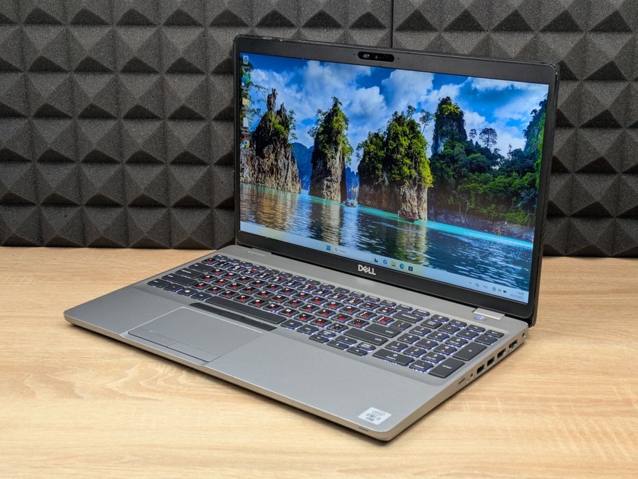 Ноутбук Dell 5510 i5 10310u 8/256ssd 15.6 Full hd ips